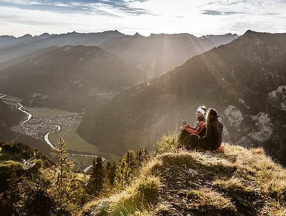 Wandern im Wyhlidal im Tiroler Oberland