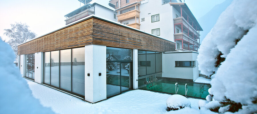 Tirol Hotel mit Pool im Winter im Hotel Truyenhof