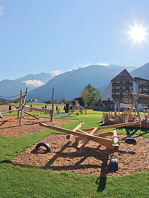 Hotel Truyenhof mit Spielplatz
